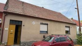 Eladó családi ház Pécs