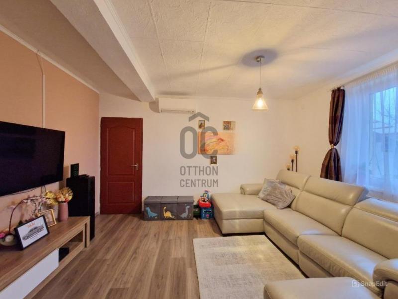 Eladó ikerház Monor