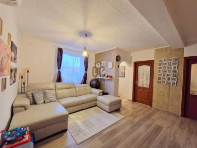 Eladó ikerház Monor