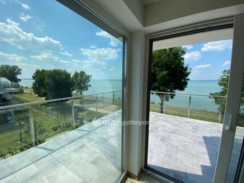 Eladó nyaraló Siófok