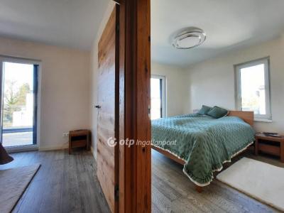 Eladó lakás Siófok