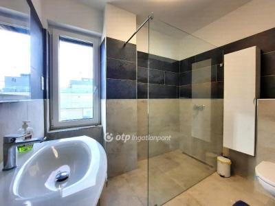 Eladó lakás Siófok