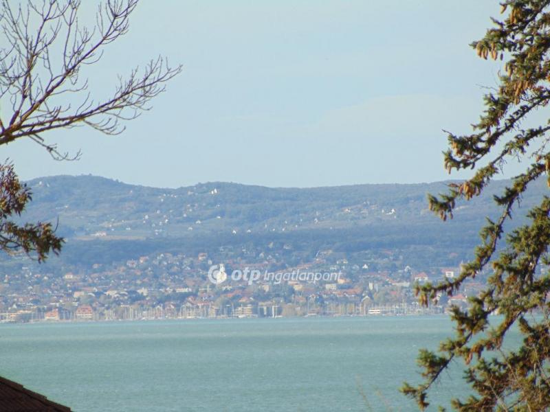 Eladó lakás Siófok