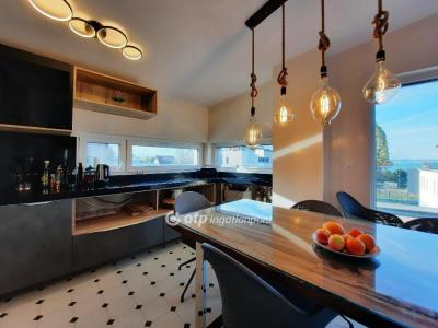 Eladó lakás Siófok