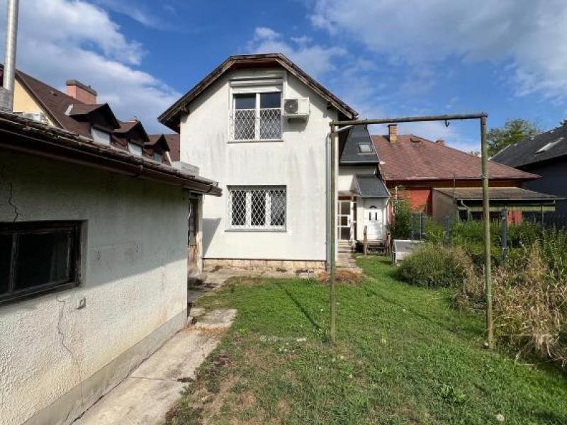 Eladó családi ház Budapest