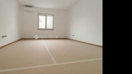 Eladó családi ház Monor