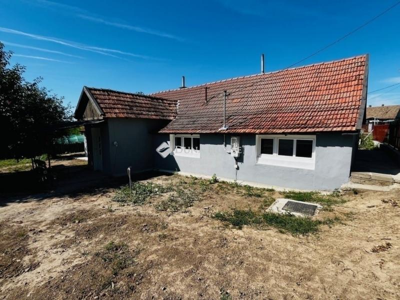 Eladó családi ház Pánd