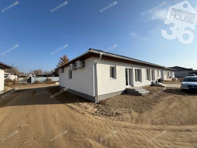 Eladó ikerház Kecskemét