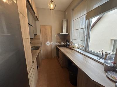 Eladó családi ház Nyáregyháza