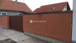 Eladó lakás Üllő