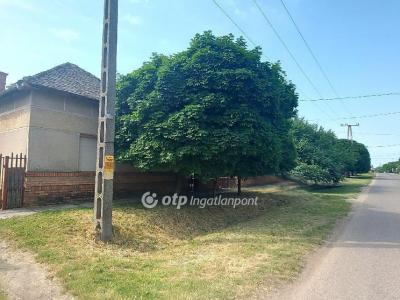 Eladó családi ház Kunszentmárton