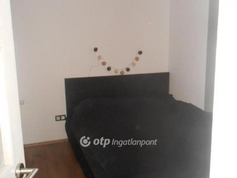 Eladó családi ház Budapest