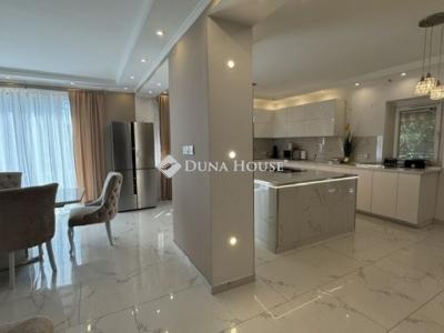 Eladó családi ház Budapest