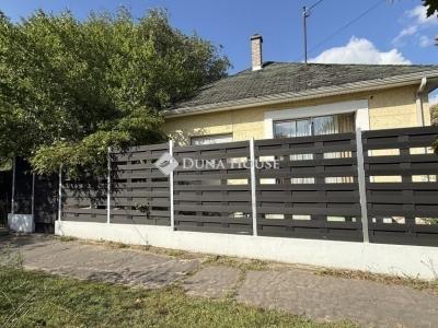 Eladó családi ház Budapest