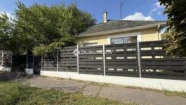 Eladó családi ház Budapest