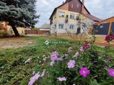 Eladó családi ház Monor