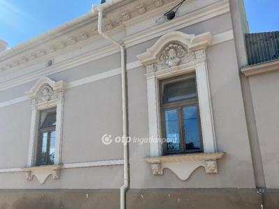 Eladó lakás Nagykőrös