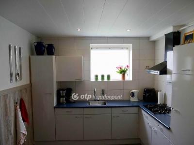 Eladó családi ház Dáka