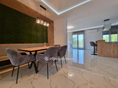 Eladó családi ház Döbrönte