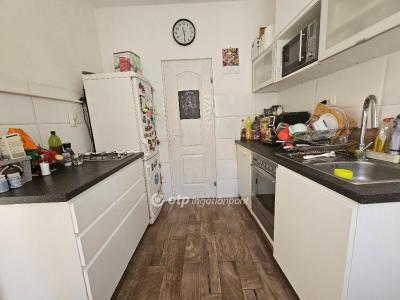 Eladó családi ház Budapest