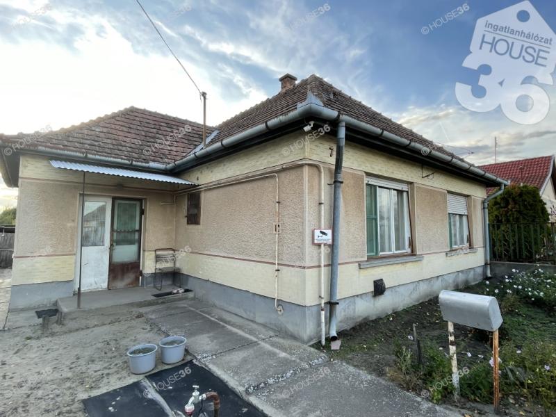 Eladó családi ház Soltszentimre