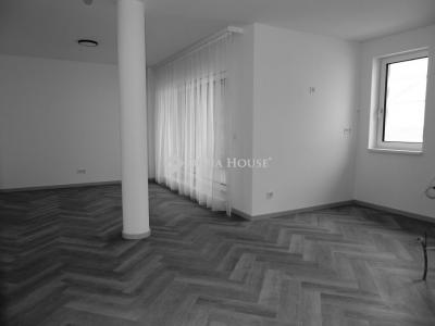 Eladó lakás Székesfehérvár