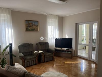 Eladó lakás Zalaegerszeg