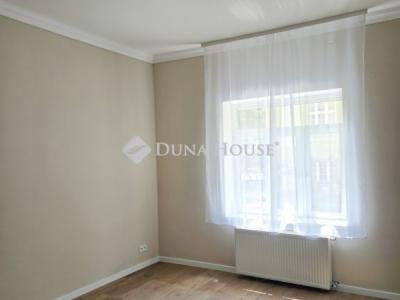 Eladó lakás Pécs