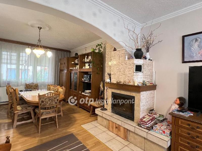 Eladó családi ház Felsőtárkány