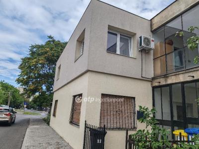 Eladó lakás Veszprém