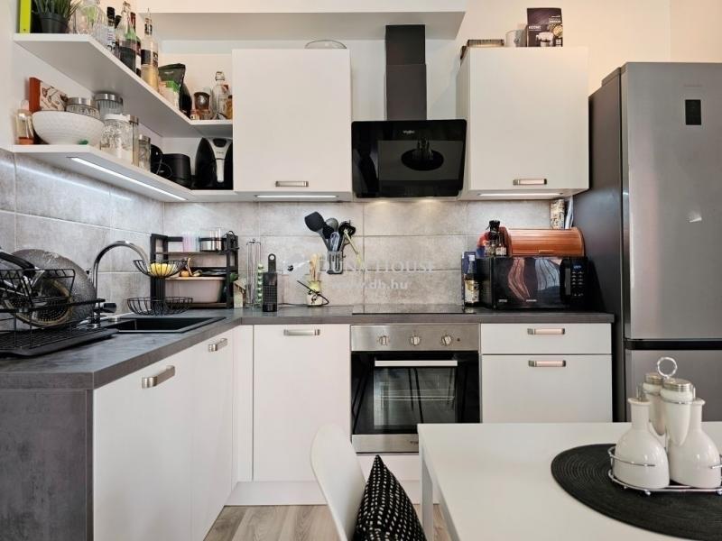 Eladó lakás Budapest