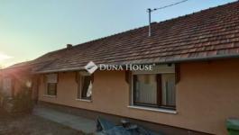 Eladó családi ház Örkény