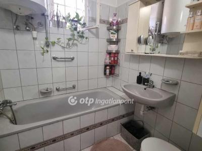 Eladó családi ház Albertirsa