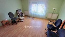 Eladó családi ház Baja