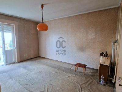 Eladó lakás Zalaegerszeg