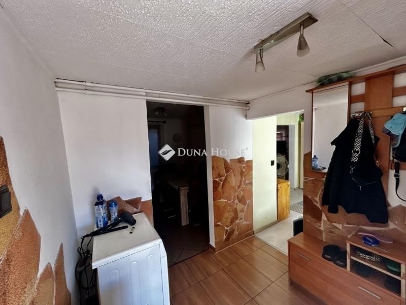 Eladó családi ház Gyál