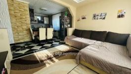 Eladó családi ház Ajak