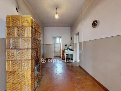 Eladó családi ház Kálmánháza