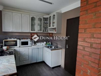 Eladó családi ház Iváncsa