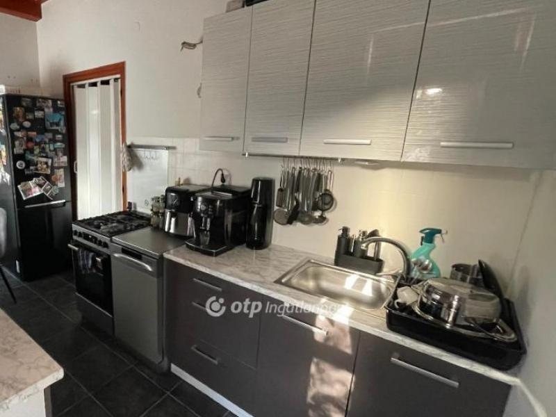 Eladó családi ház Lajosmizse