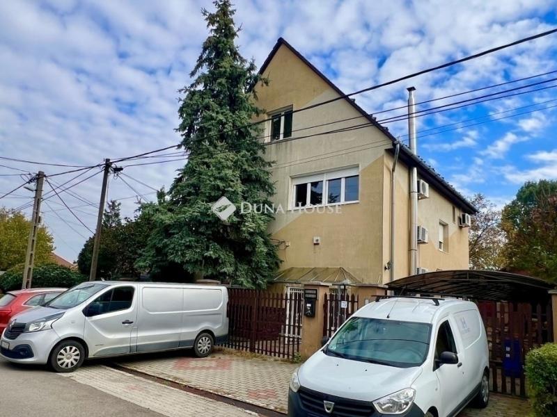 Eladó családi ház Gyál