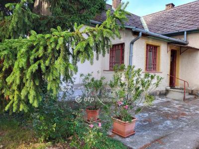 Eladó családi ház Zamárdi