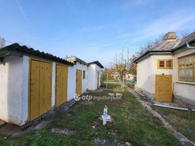 Eladó családi ház Zamárdi