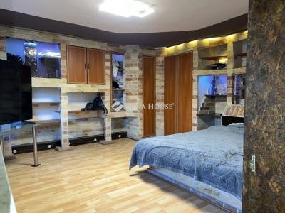 Eladó családi ház Szeged