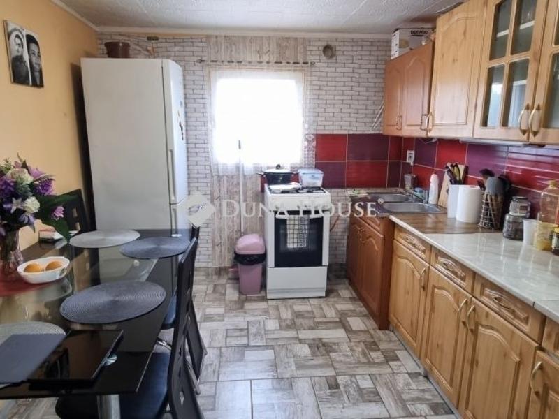 Eladó családi ház Budapest