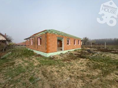 Eladó családi ház Kecskemét