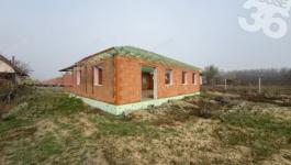 Eladó családi ház Kecskemét