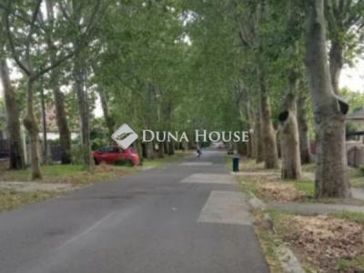 Eladó lakóövezeti telek Budapest