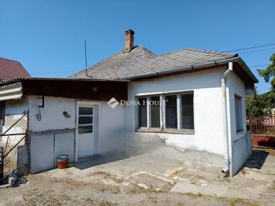 Eladó családi ház Nagykáta