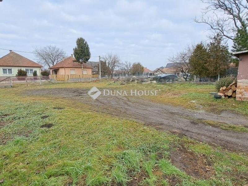 Eladó családi ház Nagykáta